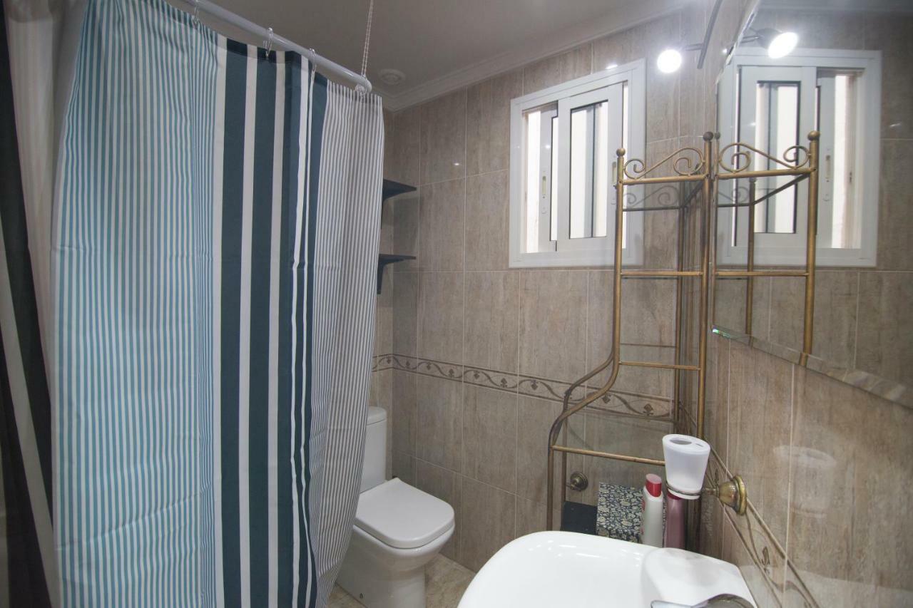 Extraordinario Piso Junto Playa Y En Pleno Centro Lägenhet Cádiz Exteriör bild