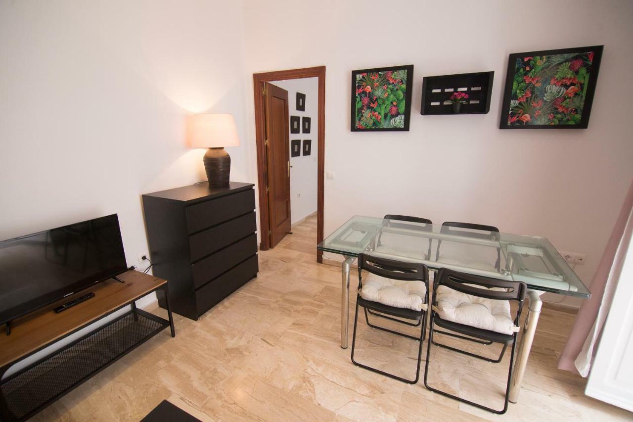 Extraordinario Piso Junto Playa Y En Pleno Centro Lägenhet Cádiz Exteriör bild