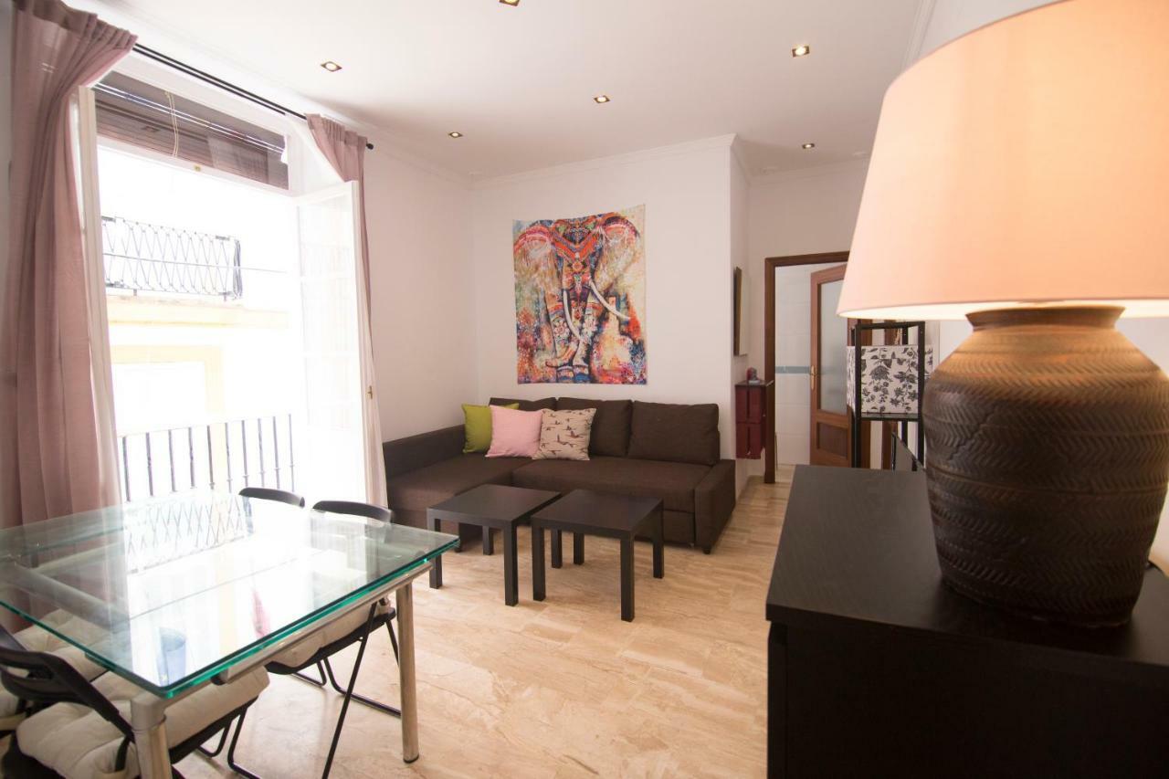 Extraordinario Piso Junto Playa Y En Pleno Centro Lägenhet Cádiz Exteriör bild